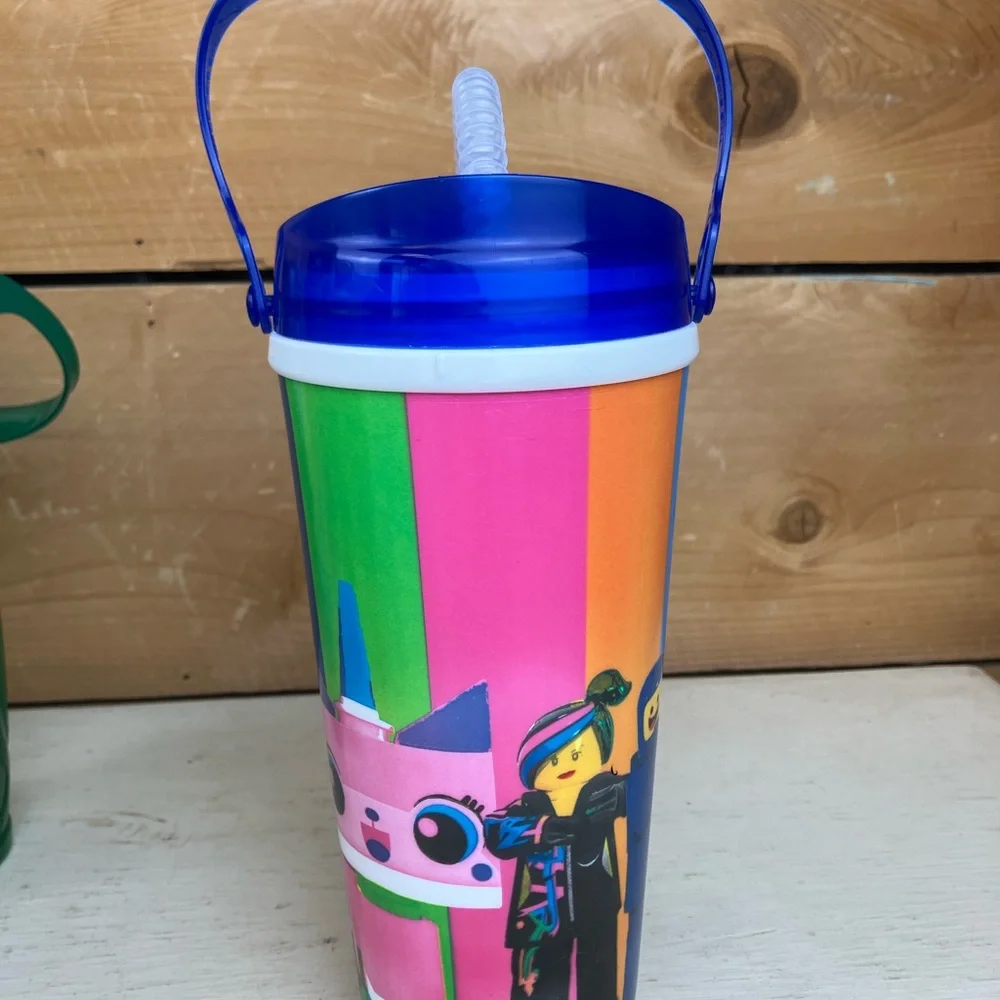 Assorted Lot of 9 Theme Park & Zoo Kids Sipper Cups - Multi-Color Collectable